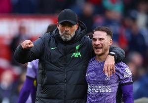 STAR SPORTS下载-麦卡利斯特：队友总调侃我说‘克洛普是你爸爸，去抱抱爸爸吧’