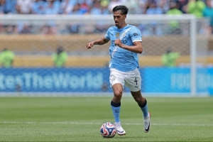 星空体育中国-曼晚：赖因德斯让人想起德布劳内，他或许能代表曼城的变化