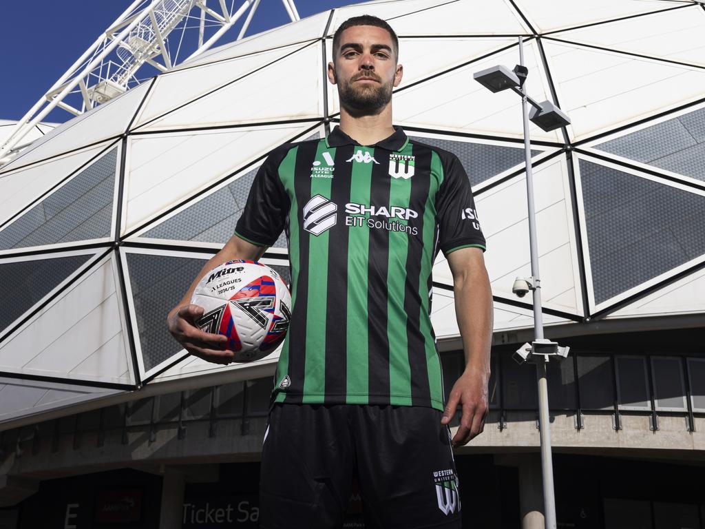 澳足协因拖延西部联解散期限遭批，此举或使球员难以寻找下家